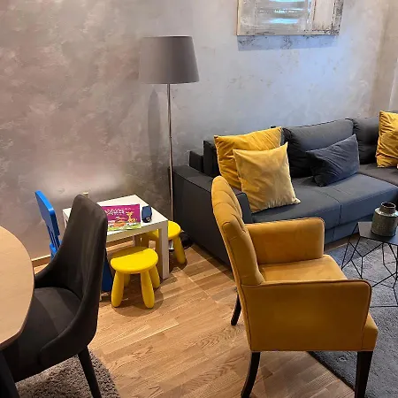 Ns In زلاتيبور