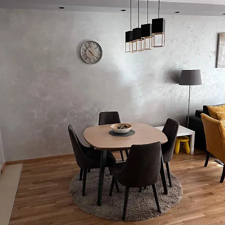 Ns In شقة زلاتيبور